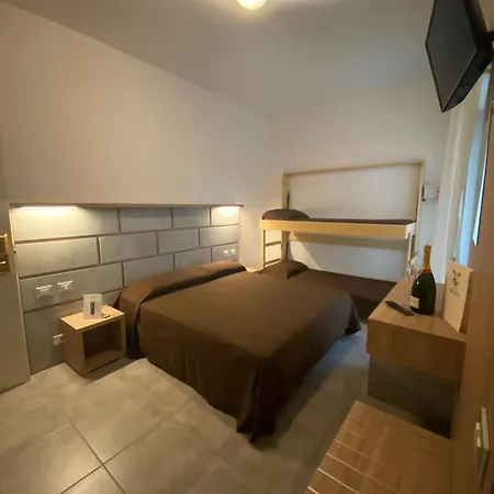 Casa Major & מלון קרביה